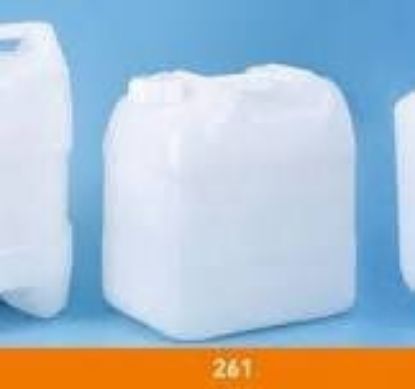 Imagem de BOMBONA PLASTICA RETANGULAR 20L - REF262 -  NATURAL C/ ALCA E BOCA LATERAL C/ TAMPA LACRE