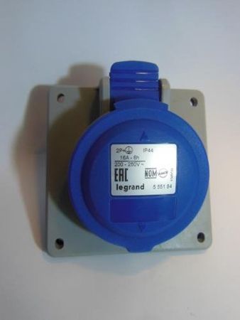 Imagem de TOMADA INDUSTRIAL DE EMBUTIR FEMEA 2P + T 16A 250V IP44 AZUL